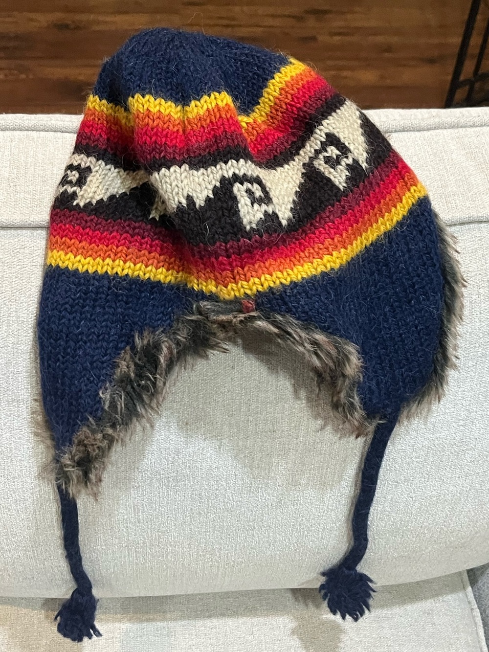 American Eagle Outfitters Trapper Hat Size L-XL